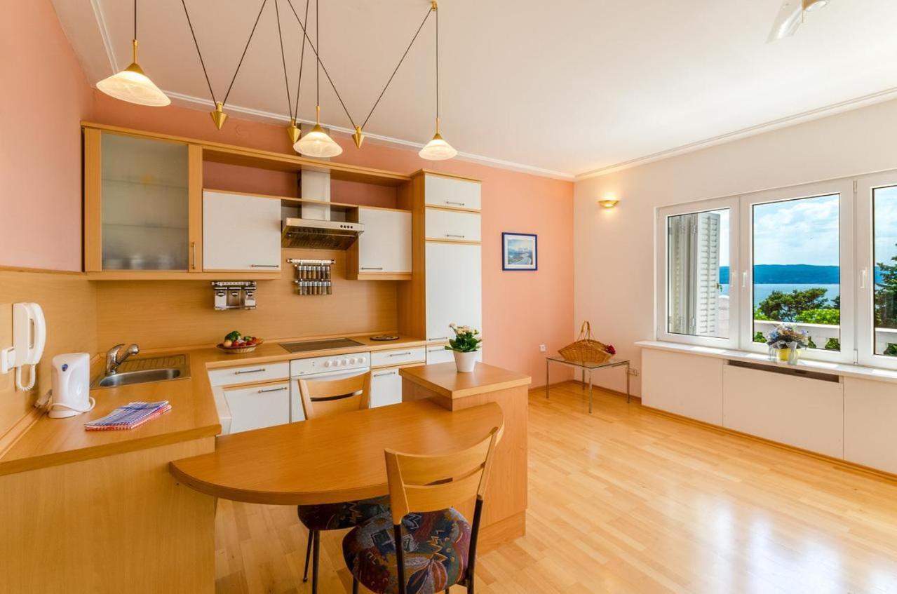 Jurincic Apartment Crikvenica Room photo